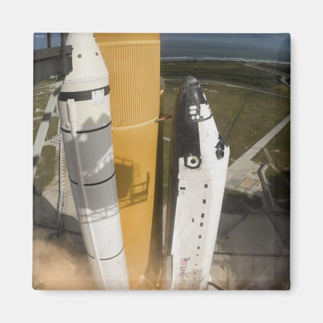 Space Shuttle Atlantis lifts off 17 Magnet (Front)