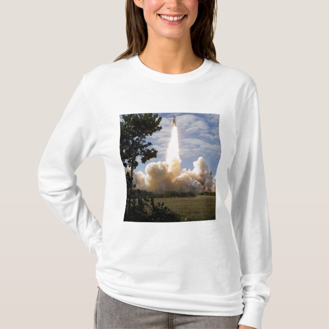 Space Shuttle Atlantis lifts off 19 T-Shirt (Front)