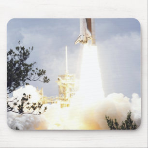 Space Shuttle Atlantis lifts off 4 Mouse Pad