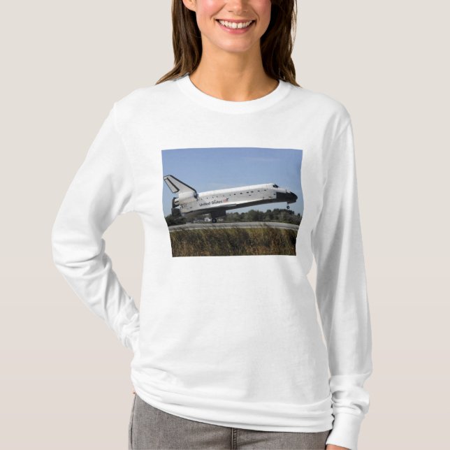 Space shuttle Atlantis touches down T-Shirt (Front)