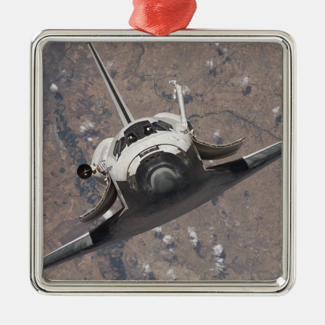 Space Shuttle Discovery 15 Metal Tree Decoration (Front)