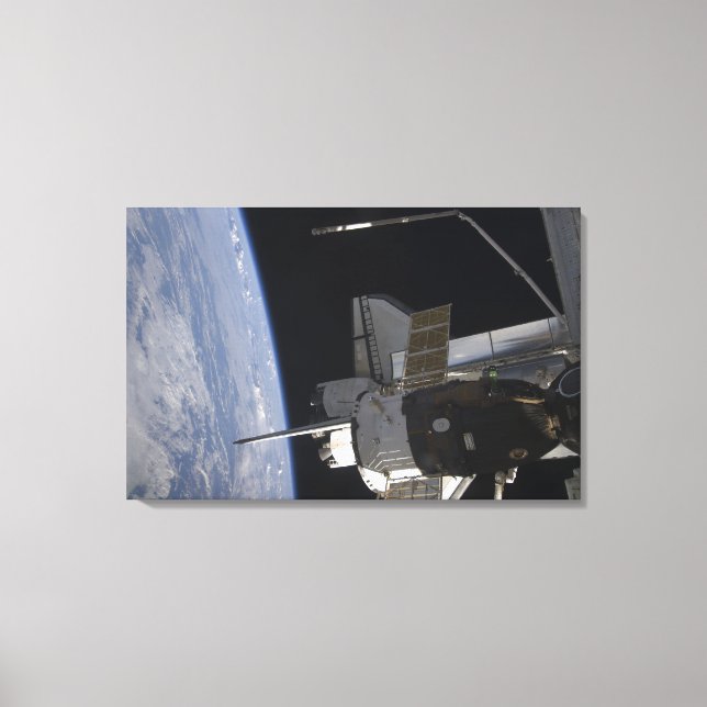 Space Shuttle Discovery 8 Canvas Print (Front)
