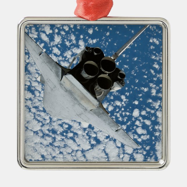 Space Shuttle Discovery 8 Metal Tree Decoration (Front)