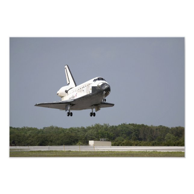 Space Shuttle Discovery approaches landing 2 Photo Print (Front)