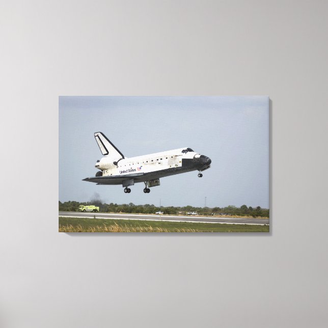 Space Shuttle Discovery approaches landing 3 Canvas Print (Front)