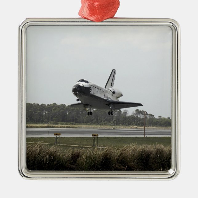 Space Shuttle Discovery approaches landing Metal Tree Decoration (Front)