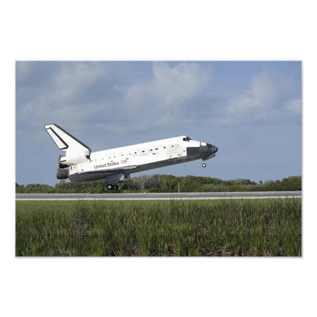 Space shuttle Discovery lands on Runway 33 Photo Print (Front)