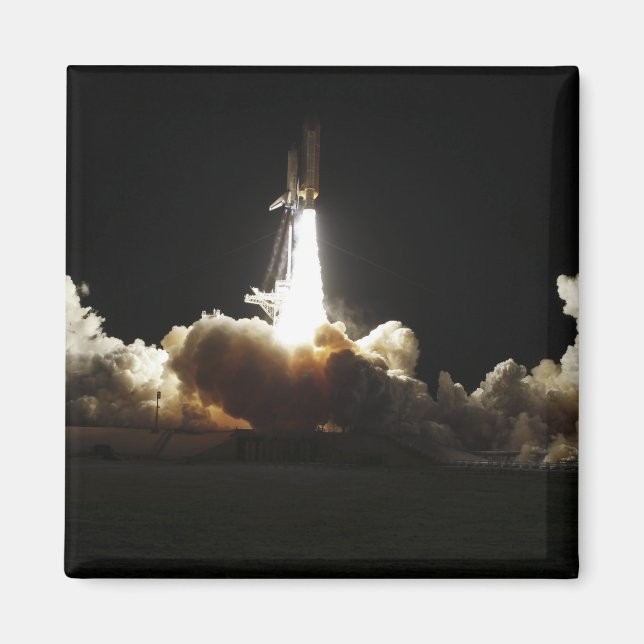 Space shuttle Discovery lifts off Magnet (Front)