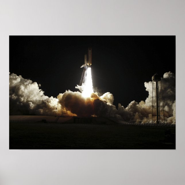 Space shuttle Discovery lifts off Poster (Front)