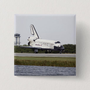Space Shuttle Discovery on the runway 15 Cm Square Badge