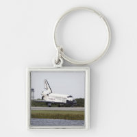 Space Shuttle Discovery on the runway
