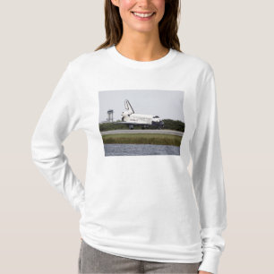 Space Shuttle Discovery on the runway T-Shirt