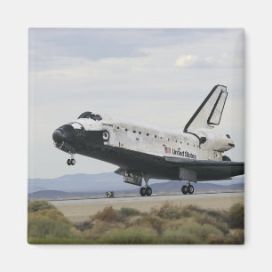 Space Shuttle Discovery's main landing gear Magnet