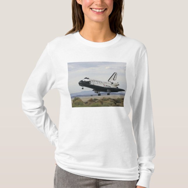 Space Shuttle Discovery's main landing gear T-Shirt (Front)