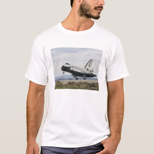 Space Shuttle Discovery's main landing gear T-Shirt (Front)