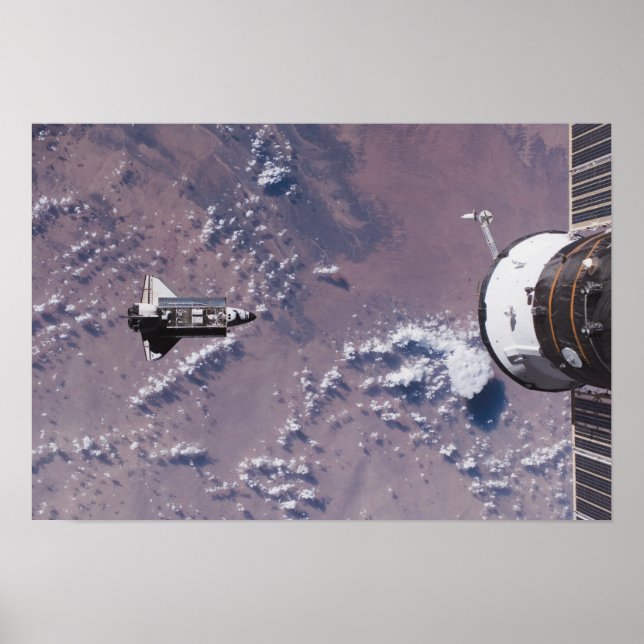 Space Shuttle Endeavor 24 Poster (Front)