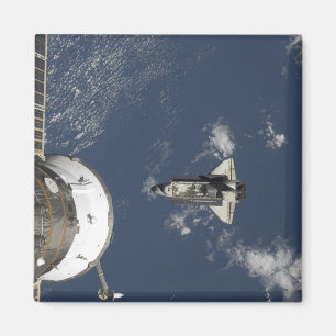 Space Shuttle Endeavour 17 Magnet