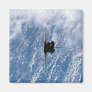 Space Shuttle Endeavour 18 Magnet