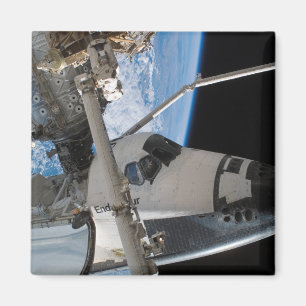 Space Shuttle Endeavour 23 Magnet