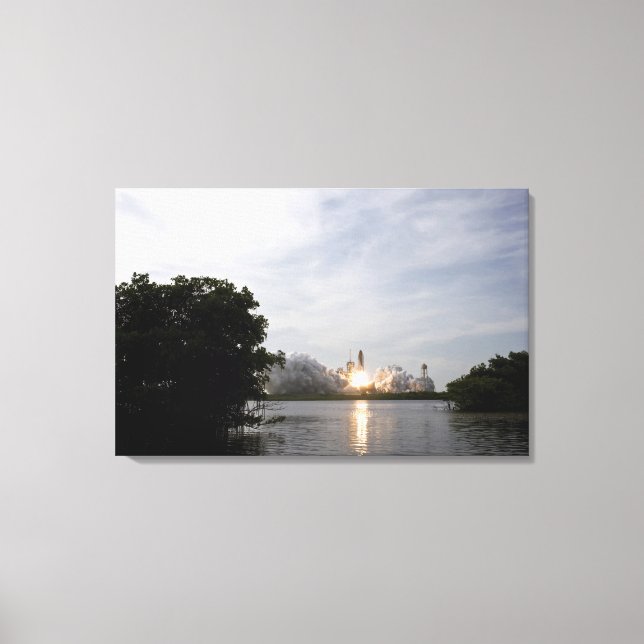 Space Shuttle Endeavour lifts off Canvas Print (Front)