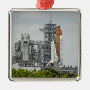 Space Shuttle Endeavour on the launch pad 5 Metal Tree Decoration