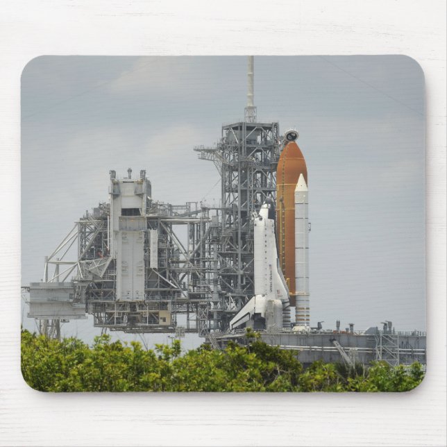 Space Shuttle Endeavour on the launch pad 5 Mouse Pad (Front)