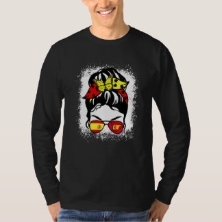 Spain Flag Patriotic Spanish Pride Messy Bun Wife  T-Shirt