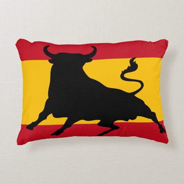 Spanish flag with bull decorative cushion (Front)