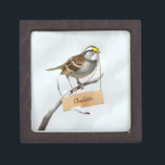 Sparrow  gift box<br><div class="desc">White-throated sparrow (Zonotrichia albicollis) in the snow. Small wooden board. Custom name. Ideal for gift giving.</div>