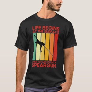 Spearfisher Vintage Apnoe Diver Freediving Spearfi T-Shirt
