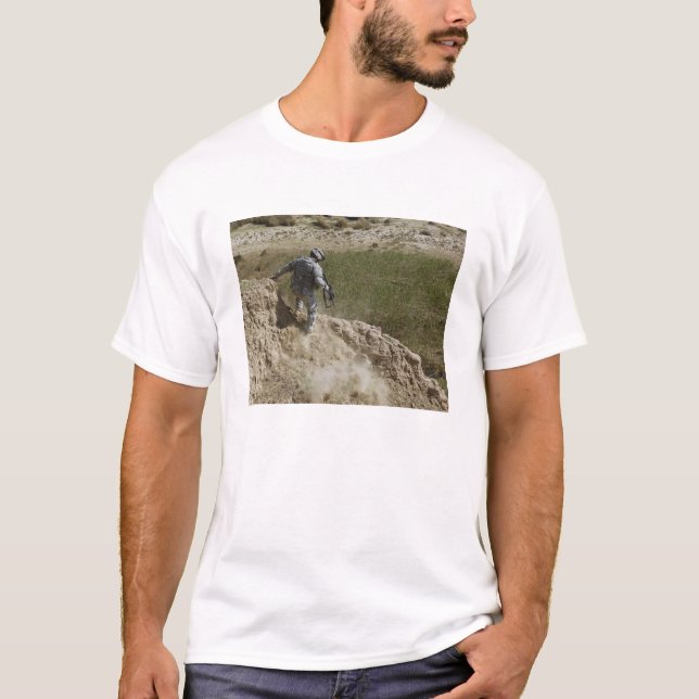 Specialist climbs down T-Shirt (Front)