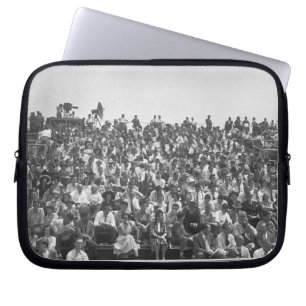 Spectators Laptop Sleeve