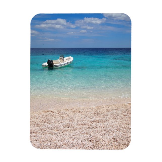 Speedboat in the blue sea magnet (Vertical)