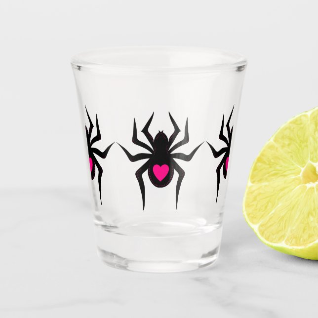 Spider love shot glass (Front)