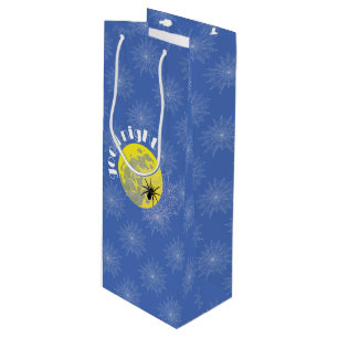 Spider on the net gift bag