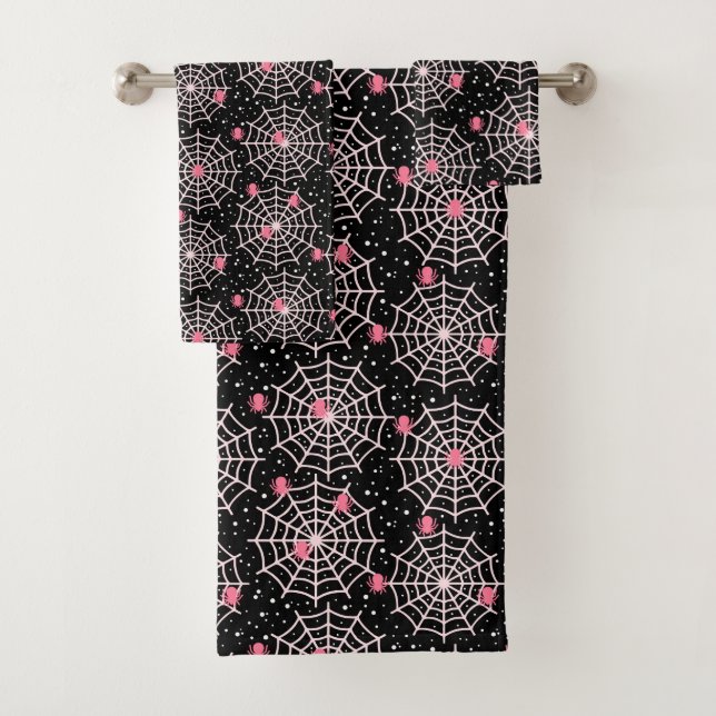 Spiders and Webs Bath Towel Set (Insitu)