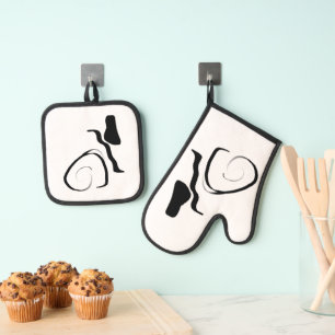 Spin Cycle: Abstract Black & White Oven Mitt & Pot Holder Set
