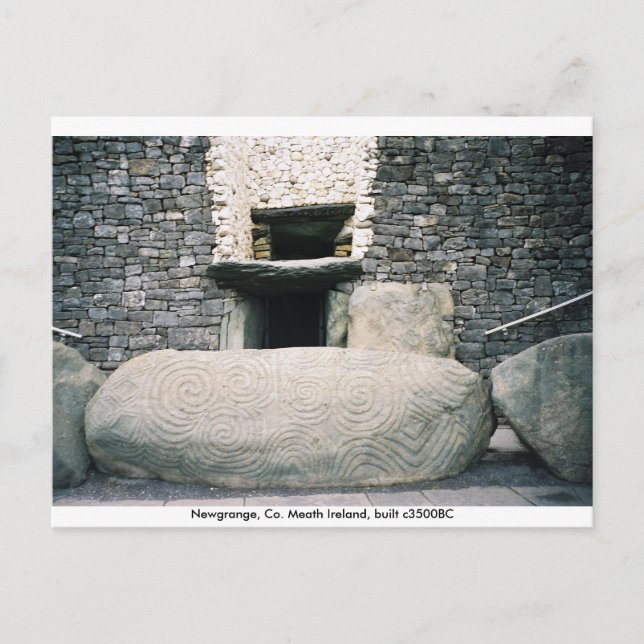 Spiral symbols kerbstone, Newgrange,  Ireland Postcard (Front)