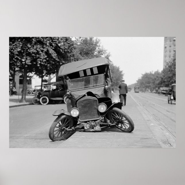 Splayed Feet, 1922 Poster (Front)