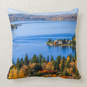 Splendid colours of fall at Bellevue Cushion
