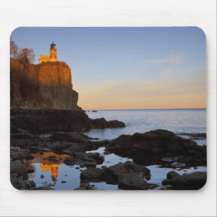 Split Rock Lighthouse at sunset near Two Mouse Pad