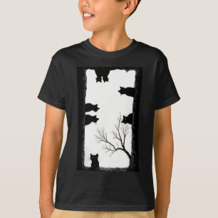 Spooky Black Cats Peeking Gothic Hollow Tree Art T-Shirt