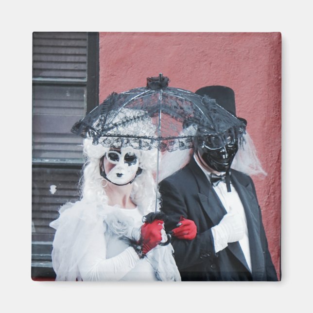 Spooky dark Halloween goth masquerade ball magnet (Front)