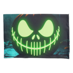 Spooky green glowing Halloween pumpkin Pillowcase