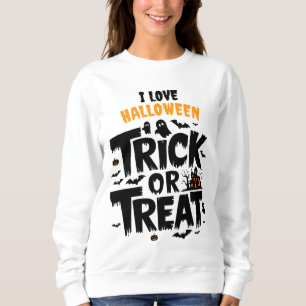 Spooky Halloween night with trick or treat fun Sweatshirt