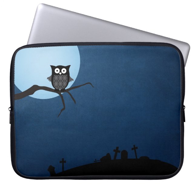Spooky halloween owl laptop sleeve (Front)