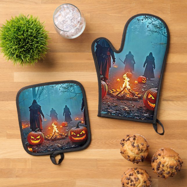 Spooky Halloween Ritual Design Oven Mitt & Pot Holder Set (Top Down)
