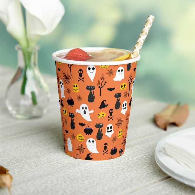 Spooky Halloween symbols seamless pattern Paper Cups (Insitu)