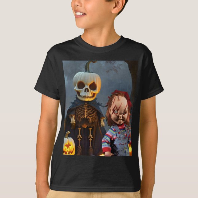 Spooky Halloween. T-Shirt (Front)