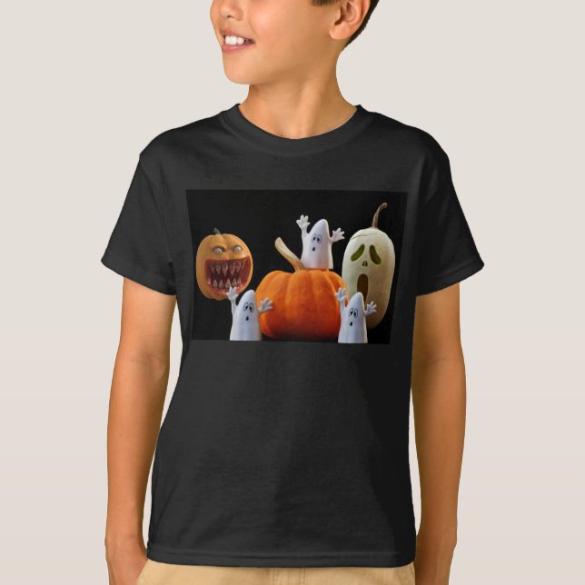 Spooky Halloween. T-Shirt (Front)